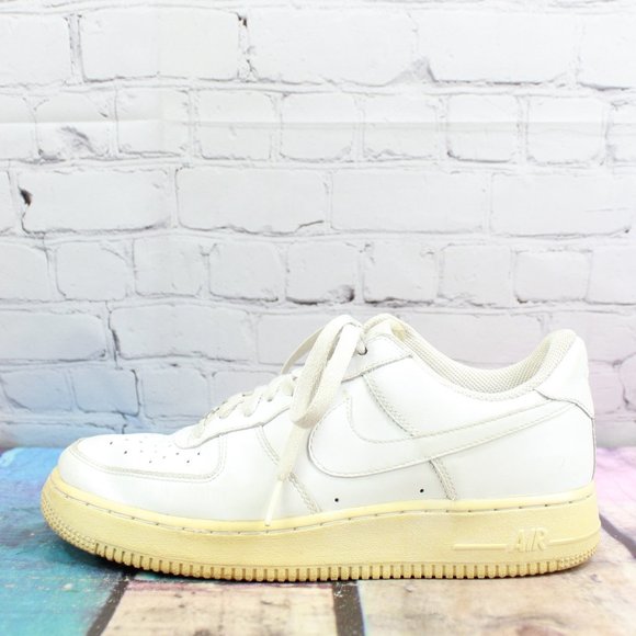 Nike Other - Vintage NIKE Air Force 1 Low Classic Sneakers 8
